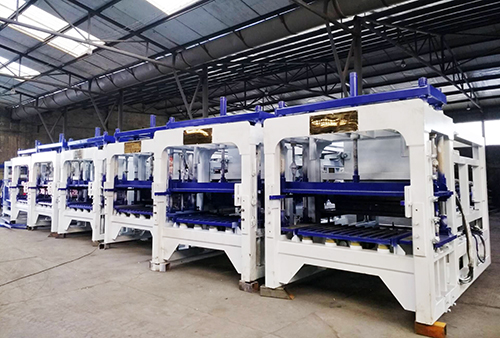 選購(gòu)好的水泥磚機(jī)需要注意哪些的地方？